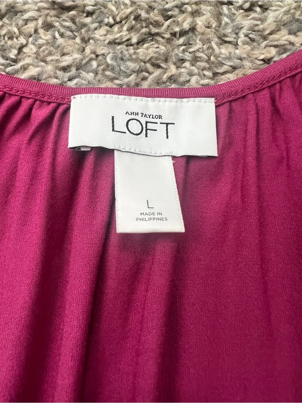 Ann Taylor Loft chic Scoop Neck Short Sleeve Top in Pink - Picture 4 of 7